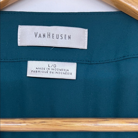 VanHeusen Deep Teal V-Neck Long Sleeve Blouse - Picture 2 of 3